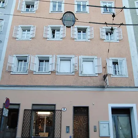 Daire Monchsbergapartments